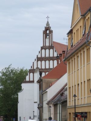 Blick auf den Giebel der Klosterkirche St.Annen
