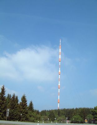 Blick auf den Antennenmast am Torfhaus
